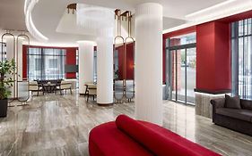 Zeus Essence Athens Central, Former Athens Key